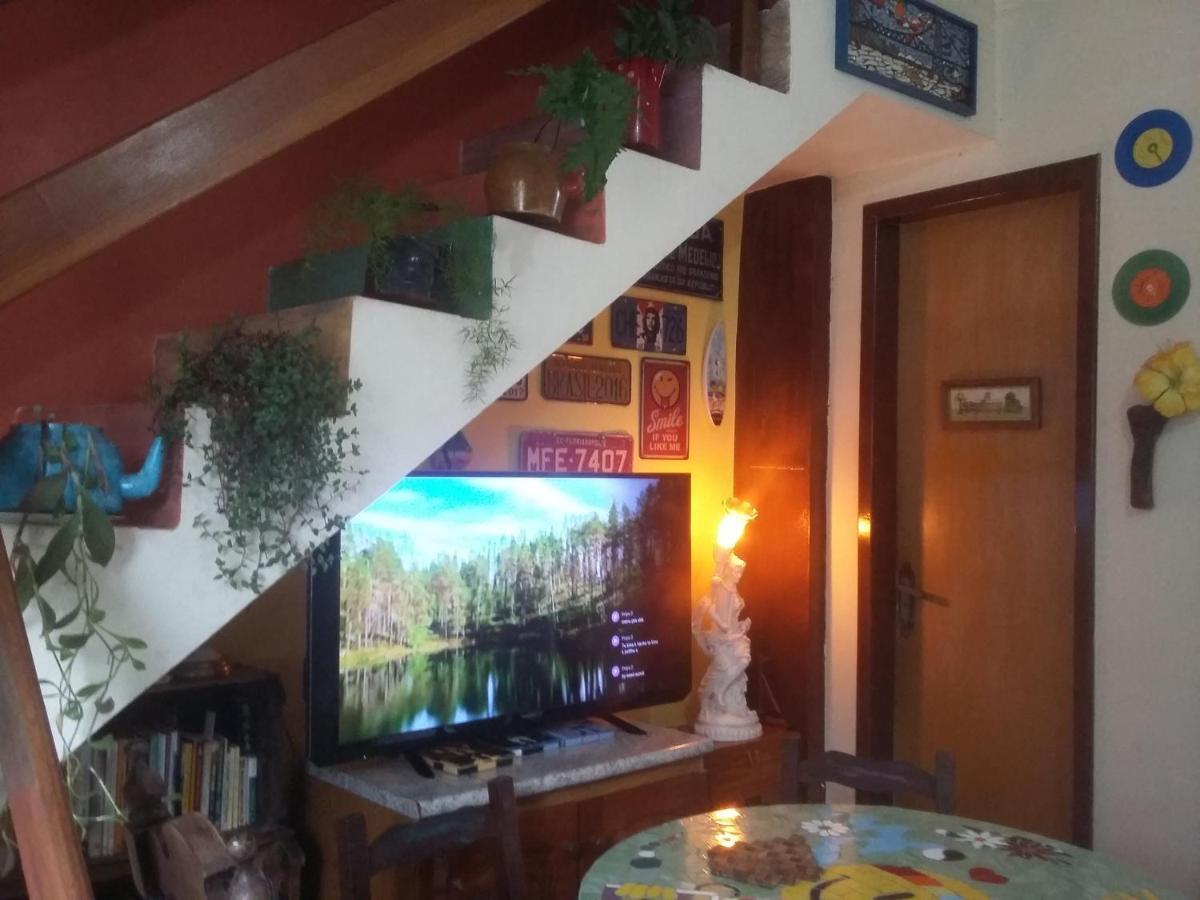 Casa Hostel Mosaicos Dya ฟลอเรียนอโปลิส ภายนอก รูปภาพ